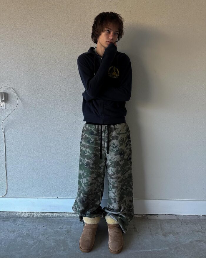 Peaceinwar Digital Camo Sweatpants (2)